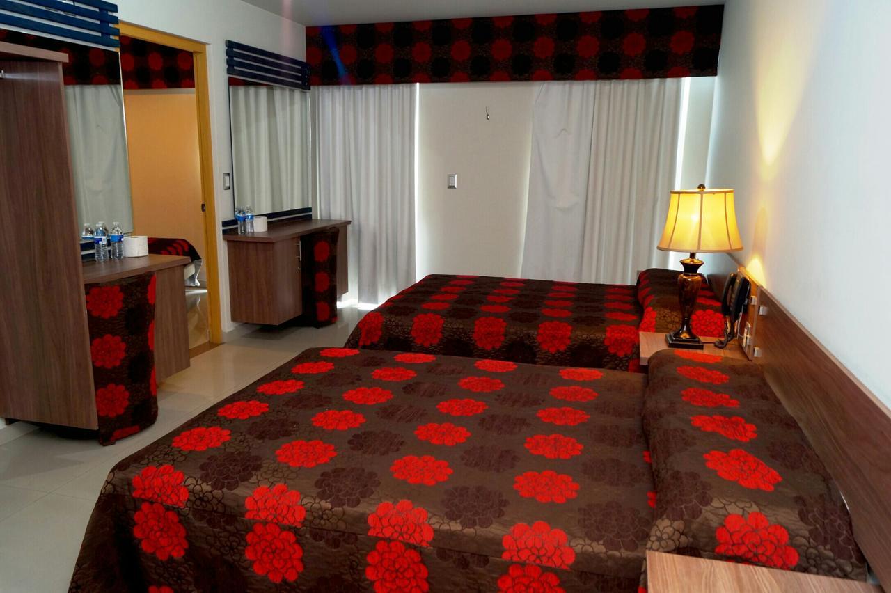 Palacio Rojo Hotel Familiar Morelia Exteriör bild